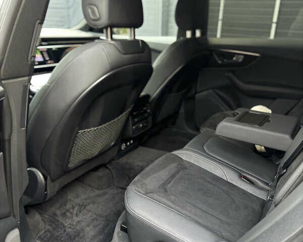 Серый Ауди Q8, объемом двигателя 3 л и пробегом 125 тыс. км за 39990 $, фото 14 на Automoto.ua