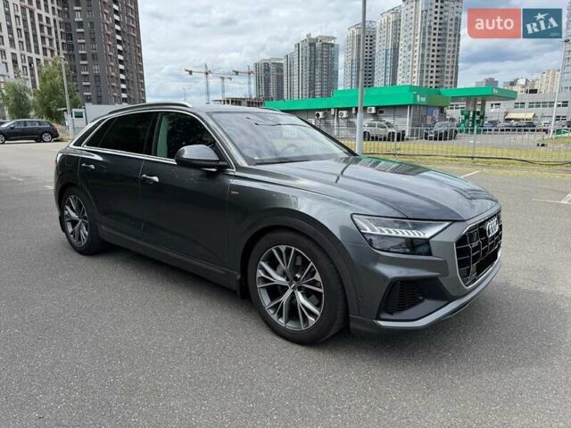 Сірий Ауді Q8, об'ємом двигуна 3 л та пробігом 112 тис. км за 65000 $, фото 11 на Automoto.ua