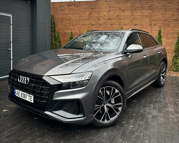 Серый Ауди Q8, объемом двигателя 3 л и пробегом 125 тыс. км за 39990 $, фото 19 на Automoto.ua