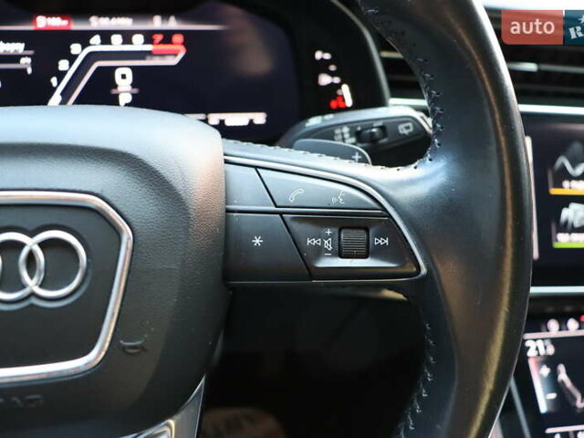 Серый Ауди Q8, объемом двигателя 3 л и пробегом 144 тыс. км за 54900 $, фото 24 на Automoto.ua