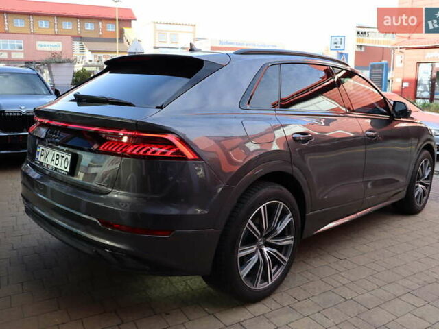 Серый Ауди Q8, объемом двигателя 3 л и пробегом 144 тыс. км за 54900 $, фото 2 на Automoto.ua