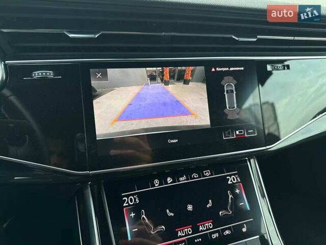 Серый Ауди Q8, объемом двигателя 3 л и пробегом 125 тыс. км за 43500 $, фото 25 на Automoto.ua