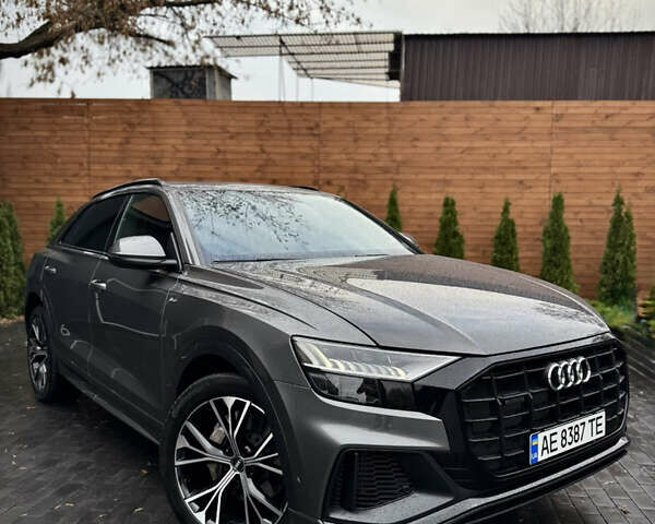 Серый Ауди Q8, объемом двигателя 3 л и пробегом 125 тыс. км за 39990 $, фото 7 на Automoto.ua