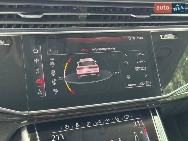 Сірий Ауді Q8, об'ємом двигуна 3 л та пробігом 112 тис. км за 65000 $, фото 71 на Automoto.ua