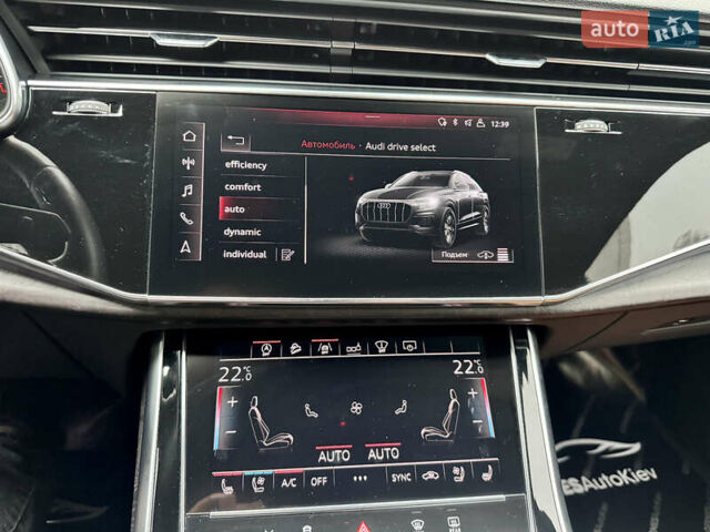 Серый Ауди Q8, объемом двигателя 3 л и пробегом 97 тыс. км за 51900 $, фото 41 на Automoto.ua