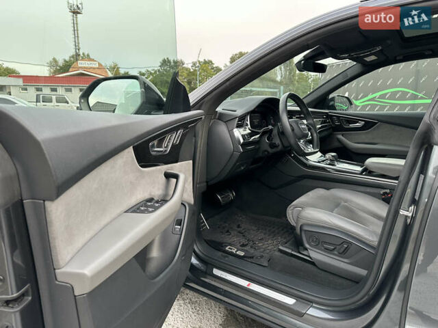 Серый Ауди Q8, объемом двигателя 3 л и пробегом 179 тыс. км за 51000 $, фото 5 на Automoto.ua