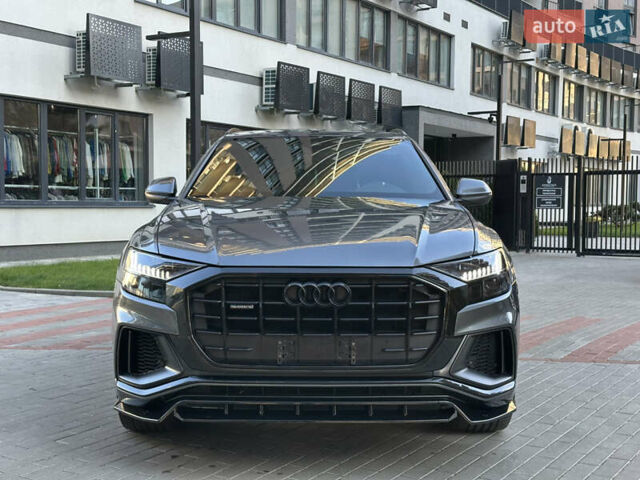 Серый Ауди Q8, объемом двигателя 3 л и пробегом 155 тыс. км за 63000 $, фото 3 на Automoto.ua