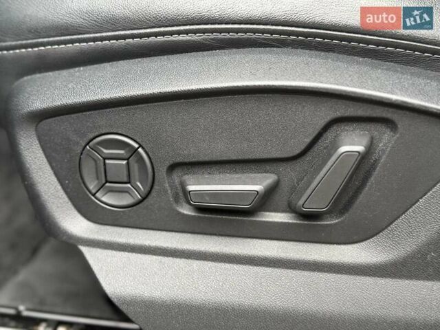 Серый Ауди Q8, объемом двигателя 3 л и пробегом 190 тыс. км за 39900 $, фото 23 на Automoto.ua