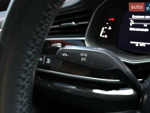 Серый Ауди Q8, объемом двигателя 3 л и пробегом 144 тыс. км за 54900 $, фото 25 на Automoto.ua