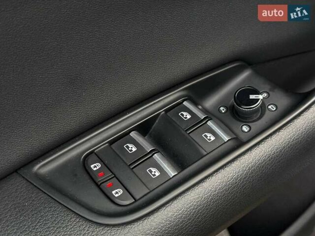 Серый Ауди Q8, объемом двигателя 3 л и пробегом 125 тыс. км за 43500 $, фото 14 на Automoto.ua