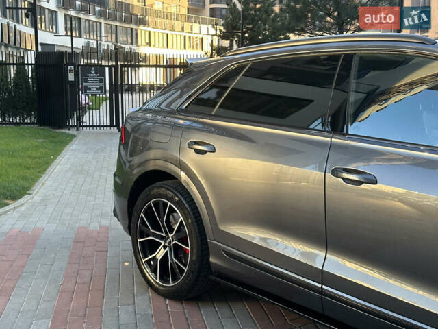 Серый Ауди Q8, объемом двигателя 3 л и пробегом 155 тыс. км за 63000 $, фото 7 на Automoto.ua