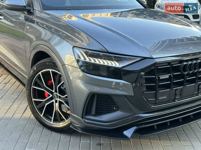 Серый Ауди Q8, объемом двигателя 3 л и пробегом 155 тыс. км за 63000 $, фото 8 на Automoto.ua
