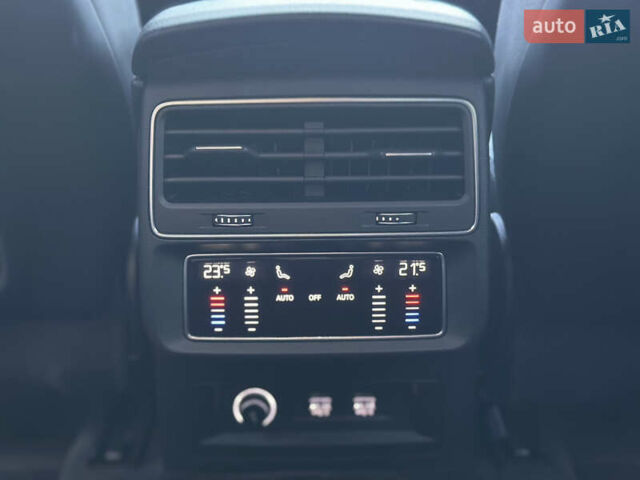 Ауди Q8 2018 в Львове на Automoto.ua Серый Ауди Q8, объемом двигателя 3 л и пробегом 107 тыс. км за 57000 $, фото 28 на Automoto.ua