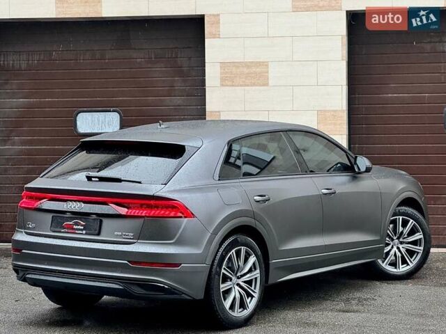 Серый Ауди Q8, объемом двигателя 3 л и пробегом 97 тыс. км за 51900 $, фото 8 на Automoto.ua