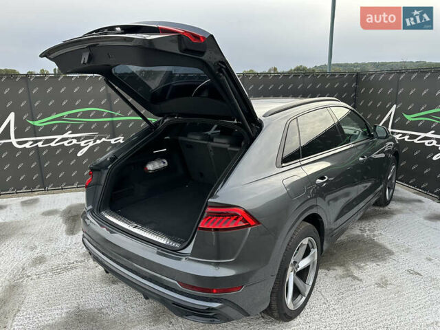 Серый Ауди Q8, объемом двигателя 3 л и пробегом 179 тыс. км за 51000 $, фото 32 на Automoto.ua