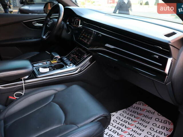 Серый Ауди Q8, объемом двигателя 3 л и пробегом 144 тыс. км за 54900 $, фото 50 на Automoto.ua