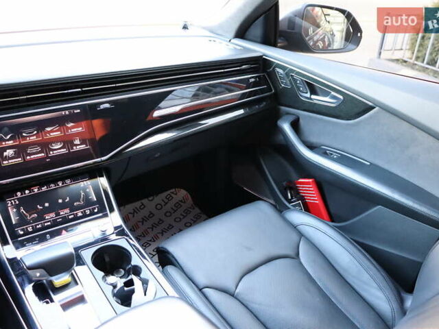 Серый Ауди Q8, объемом двигателя 3 л и пробегом 144 тыс. км за 54900 $, фото 43 на Automoto.ua