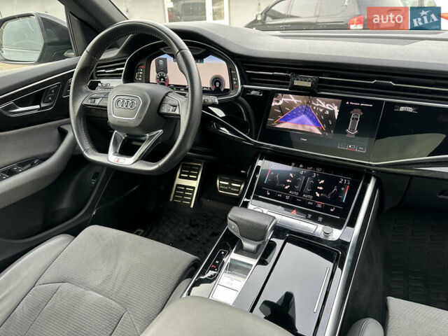 Серый Ауди Q8, объемом двигателя 3 л и пробегом 179 тыс. км за 51000 $, фото 29 на Automoto.ua
