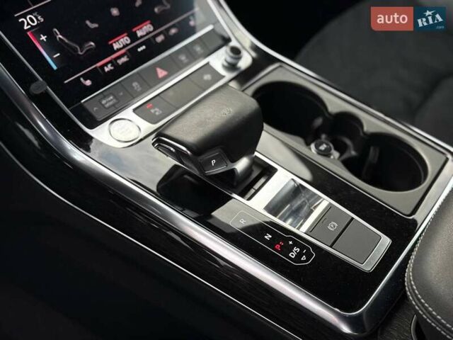 Серый Ауди Q8, объемом двигателя 3 л и пробегом 125 тыс. км за 43500 $, фото 29 на Automoto.ua