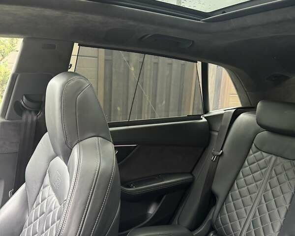 Серый Ауди Q8, объемом двигателя 3 л и пробегом 220 тыс. км за 60000 $, фото 11 на Automoto.ua