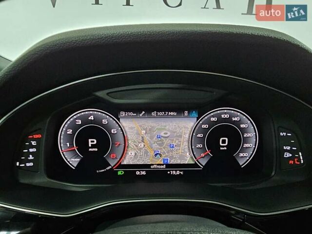 Ауди Q8 2018 в Киеве на Automoto.ua Серый Ауди Q8, объемом двигателя 3 л и пробегом 41 тыс. км за 55555 $, фото 40 на Automoto.ua