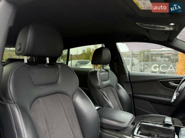 Серый Ауди Q8, объемом двигателя 3 л и пробегом 153 тыс. км за 42900 $, фото 30 на Automoto.ua