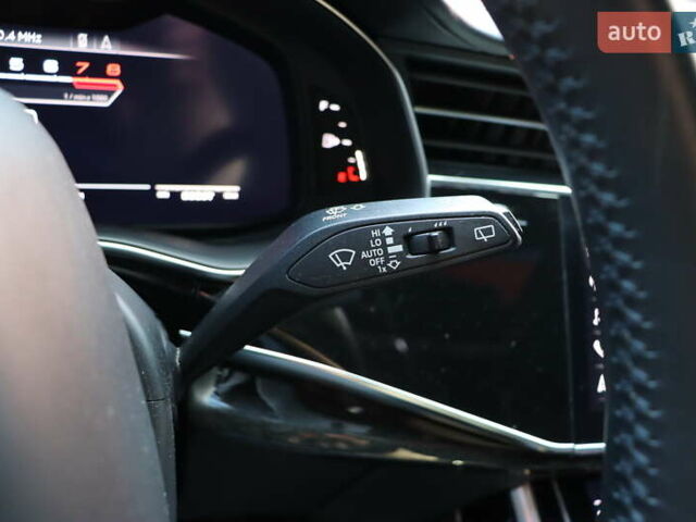 Серый Ауди Q8, объемом двигателя 3 л и пробегом 144 тыс. км за 54900 $, фото 27 на Automoto.ua