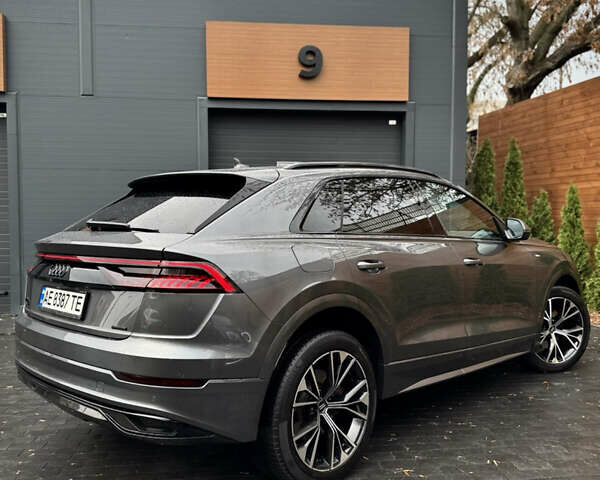 Серый Ауди Q8, объемом двигателя 3 л и пробегом 125 тыс. км за 39990 $, фото 6 на Automoto.ua