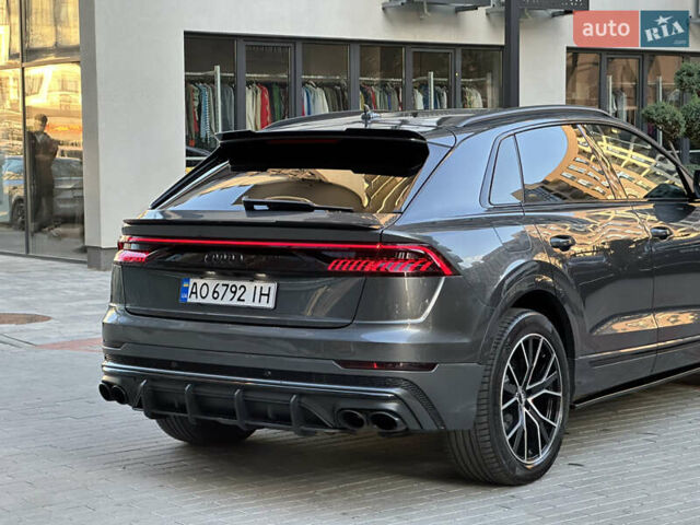 Серый Ауди Q8, объемом двигателя 3 л и пробегом 155 тыс. км за 63000 $, фото 20 на Automoto.ua