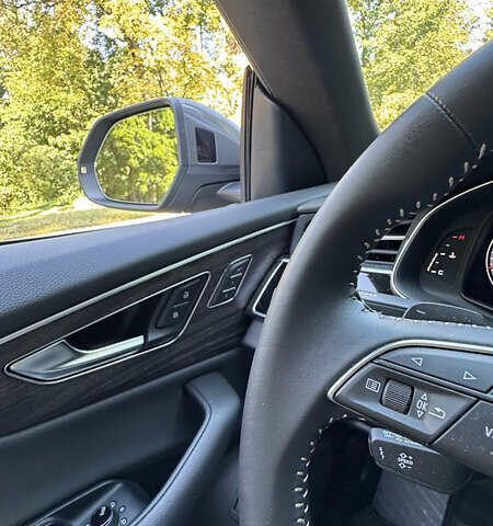 Серый Ауди Q8, объемом двигателя 3 л и пробегом 77 тыс. км за 48900 $, фото 40 на Automoto.ua