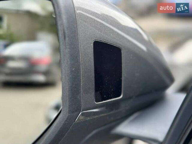 Серый Ауди Q8, объемом двигателя 3 л и пробегом 190 тыс. км за 39900 $, фото 26 на Automoto.ua