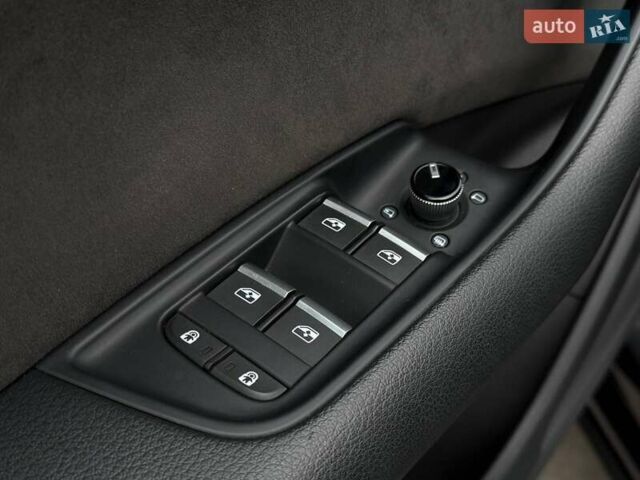 Серый Ауди Q8, объемом двигателя 3 л и пробегом 153 тыс. км за 42900 $, фото 14 на Automoto.ua