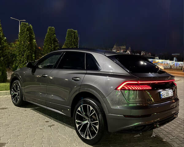 Серый Ауди Q8, объемом двигателя 3 л и пробегом 124 тыс. км за 43600 $, фото 12 на Automoto.ua