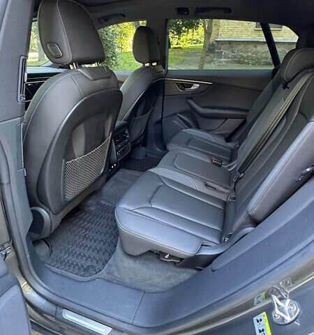 Серый Ауди Q8, объемом двигателя 3 л и пробегом 77 тыс. км за 48900 $, фото 29 на Automoto.ua