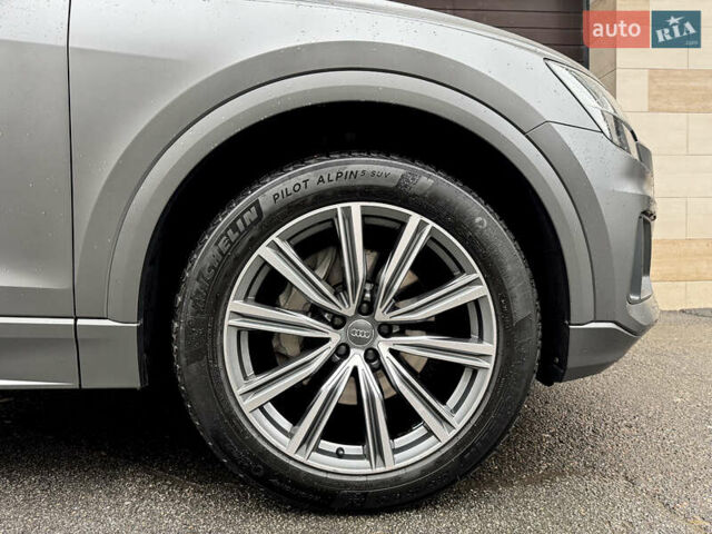 Серый Ауди Q8, объемом двигателя 3 л и пробегом 97 тыс. км за 51900 $, фото 15 на Automoto.ua
