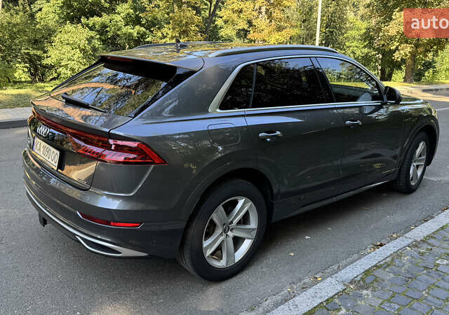 Серый Ауди Q8, объемом двигателя 3 л и пробегом 77 тыс. км за 48900 $, фото 6 на Automoto.ua