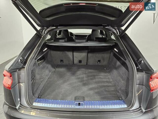 Ауди Q8 2018 в Киеве на Automoto.ua Серый Ауди Q8, объемом двигателя 3 л и пробегом 41 тыс. км за 55555 $, фото 10 на Automoto.ua