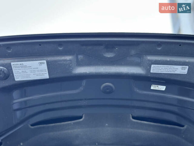 Ауди Q8 2018 в Львове на Automoto.ua Серый Ауди Q8, объемом двигателя 3 л и пробегом 107 тыс. км за 57000 $, фото 43 на Automoto.ua