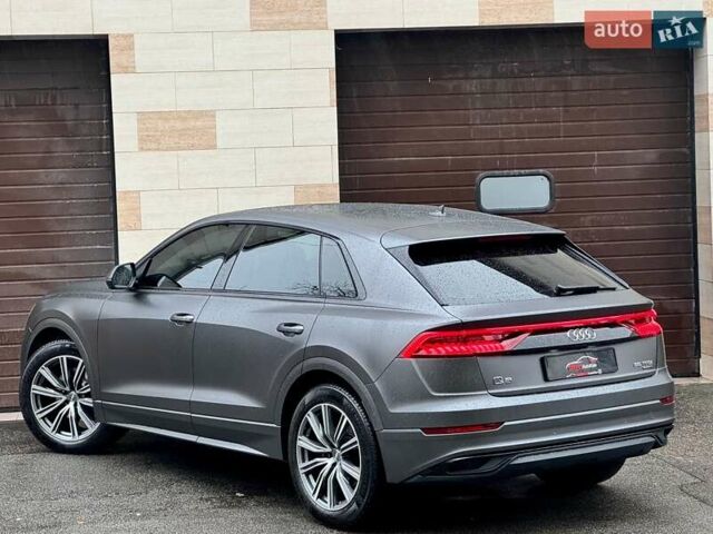 Серый Ауди Q8, объемом двигателя 3 л и пробегом 97 тыс. км за 51900 $, фото 9 на Automoto.ua