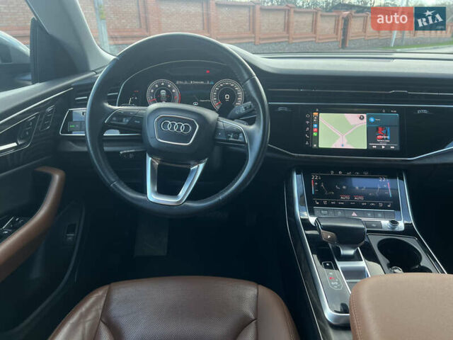 Сірий Ауді Q8, об'ємом двигуна 3 л та пробігом 77 тис. км за 59900 $, фото 56 на Automoto.ua