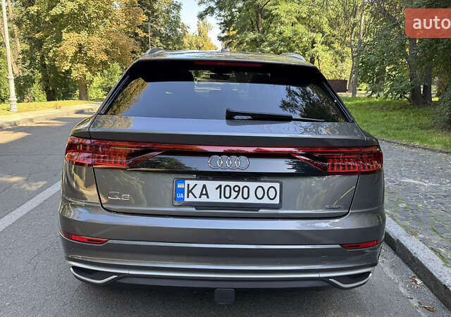 Серый Ауди Q8, объемом двигателя 3 л и пробегом 77 тыс. км за 48900 $, фото 9 на Automoto.ua