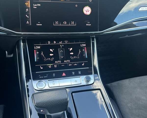 Серый Ауди Q8, объемом двигателя 2.97 л и пробегом 218 тыс. км за 52000 $, фото 7 на Automoto.ua