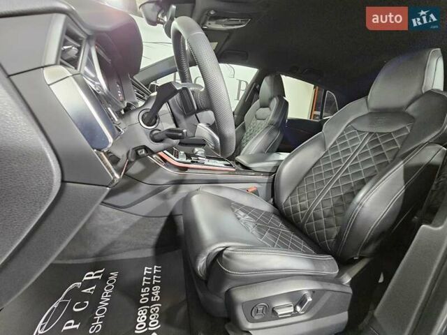 Ауди Q8 2018 в Киеве на Automoto.ua Серый Ауди Q8, объемом двигателя 3 л и пробегом 41 тыс. км за 55555 $, фото 23 на Automoto.ua