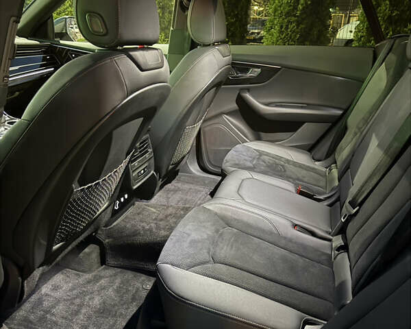 Серый Ауди Q8, объемом двигателя 3 л и пробегом 124 тыс. км за 42800 $, фото 20 на Automoto.ua