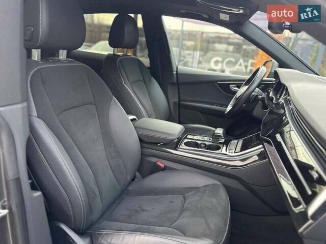 Серый Ауди Q8, объемом двигателя 3 л и пробегом 125 тыс. км за 43500 $, фото 30 на Automoto.ua