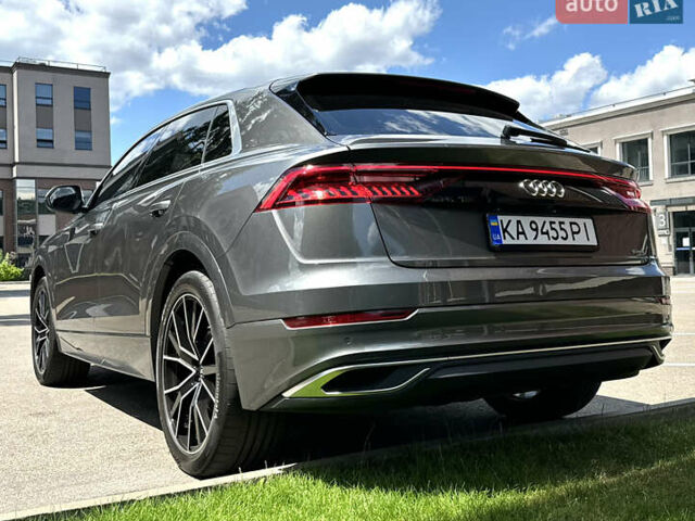 Сірий Ауді Q8, об'ємом двигуна 3 л та пробігом 140 тис. км за 54500 $, фото 25 на Automoto.ua