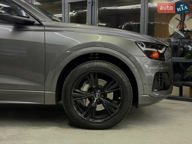 Серый Ауди Q8, объемом двигателя 3 л и пробегом 74 тыс. км за 54500 $, фото 4 на Automoto.ua
