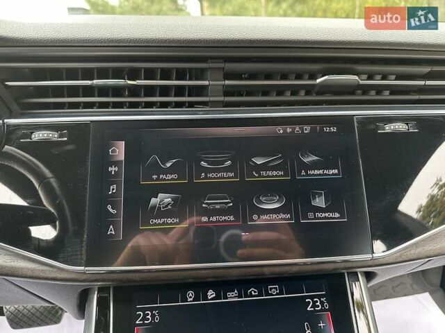 Серый Ауди Q8, объемом двигателя 3 л и пробегом 125 тыс. км за 48999 $, фото 52 на Automoto.ua