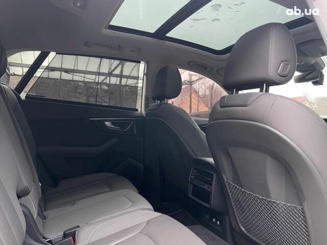 Серый Ауди Q8, объемом двигателя 3 л и пробегом 43 тыс. км за 56990 $, фото 26 на Automoto.ua