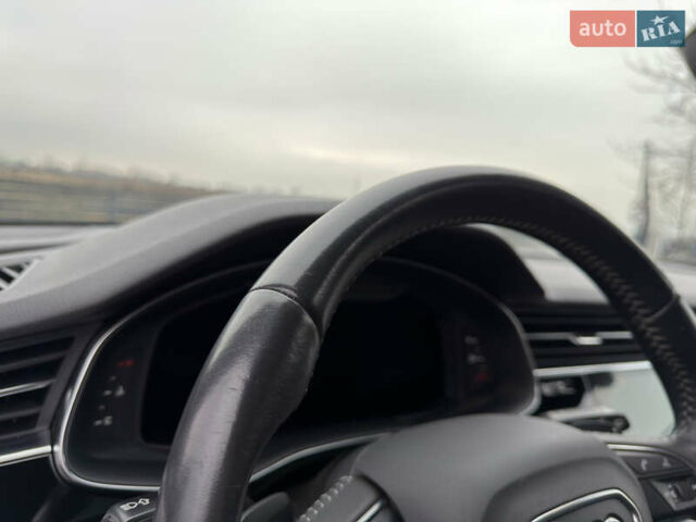 Серый Ауди Q8, объемом двигателя 3 л и пробегом 127 тыс. км за 47999 $, фото 40 на Automoto.ua